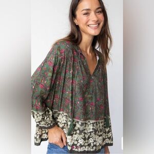 NWT NATURAL LIFE DARA TOP GREEN FLORAL BORDER SMALL